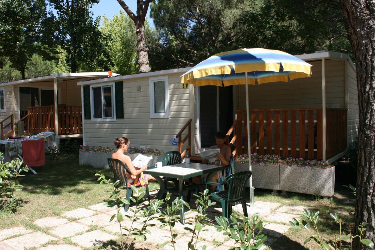 Camping Badiaccia Village Castiglione del Lago Exterior photo
