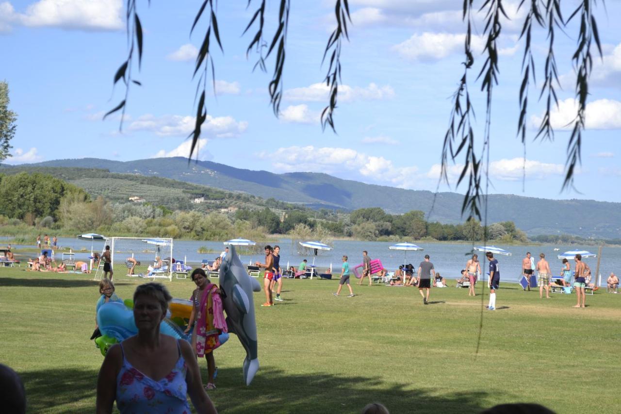 Camping Badiaccia Village Castiglione del Lago Exterior photo