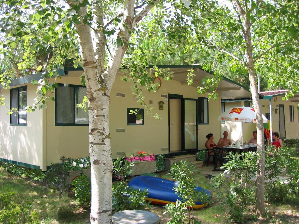 Camping Badiaccia Village Castiglione del Lago Exterior photo