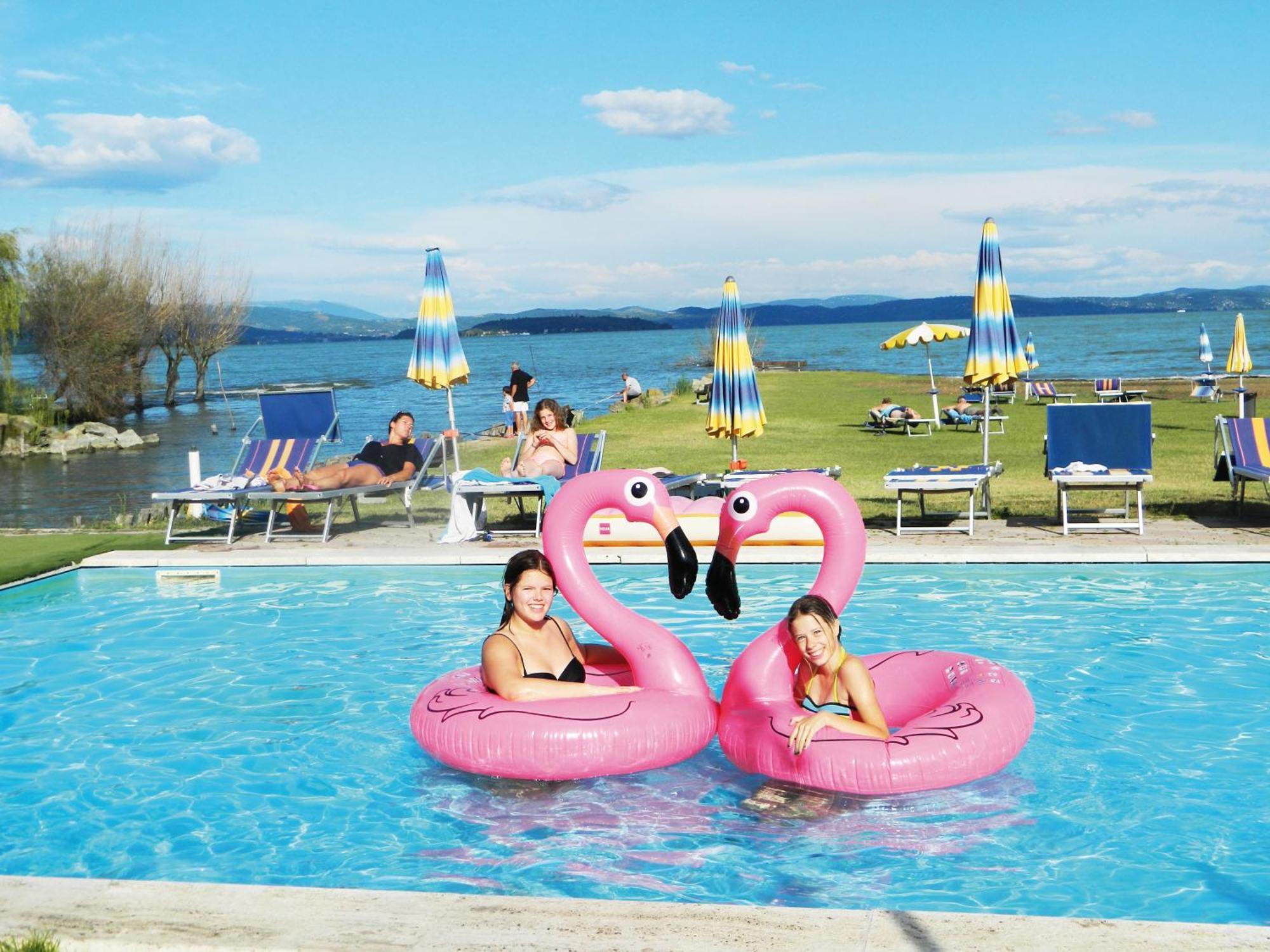 Camping Badiaccia Village Castiglione del Lago Exterior photo