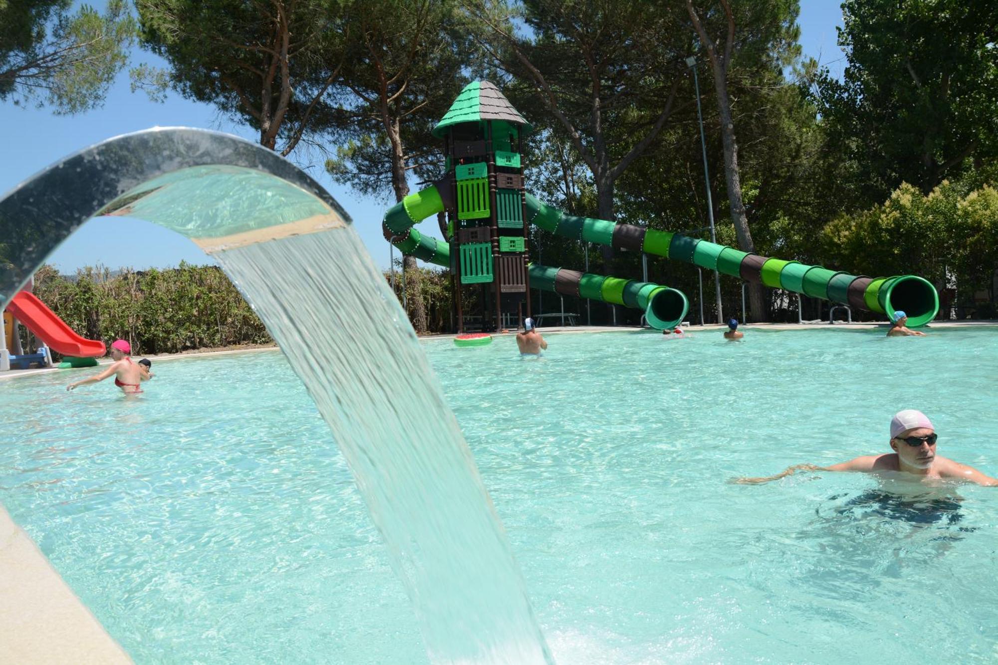 Camping Badiaccia Village Castiglione del Lago Exterior photo